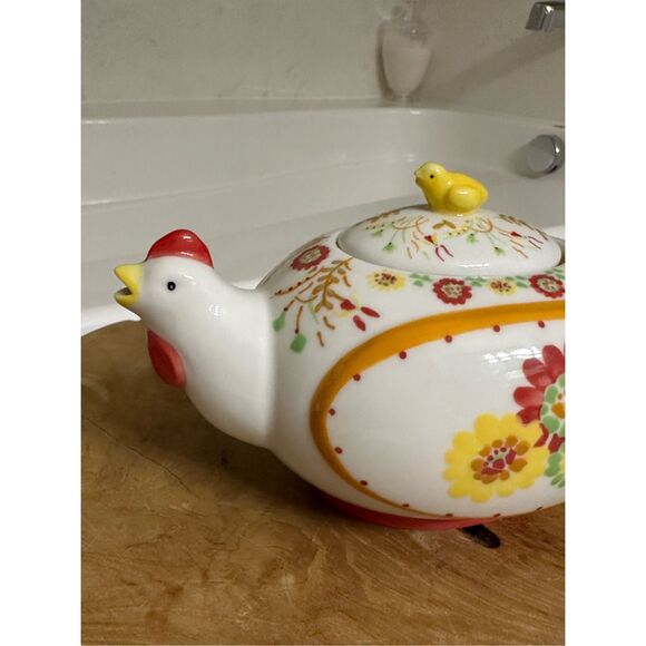 Anthropologie Biscuit Chicken Teapot - Picture 2 of 5